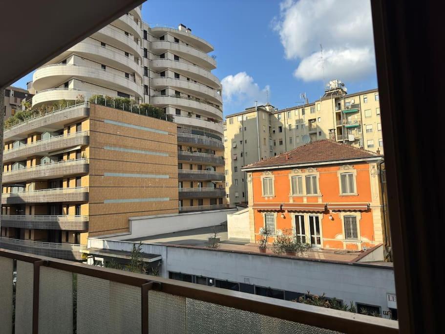 Apartamento Dolce Repubblica Milán Exterior foto
